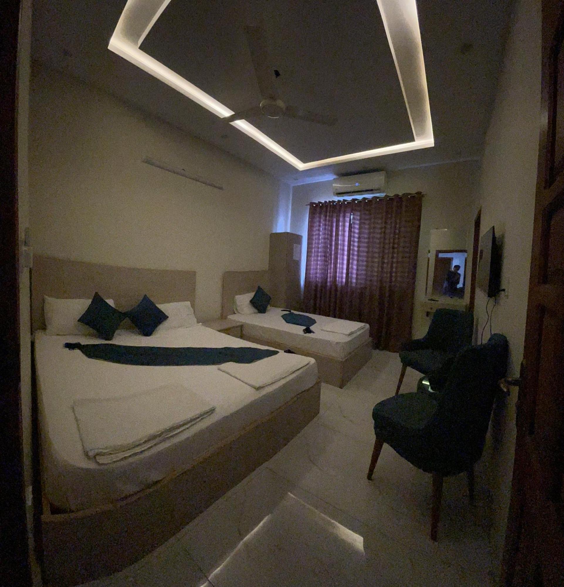 Midways Guest House And Hotels Islamabad Extérieur photo